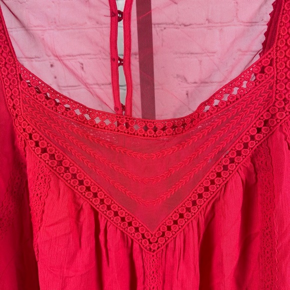 Torrid Red Lace 3/4 Length Sleeve Button Back Blouse Size 3X - Picture 2 of 10